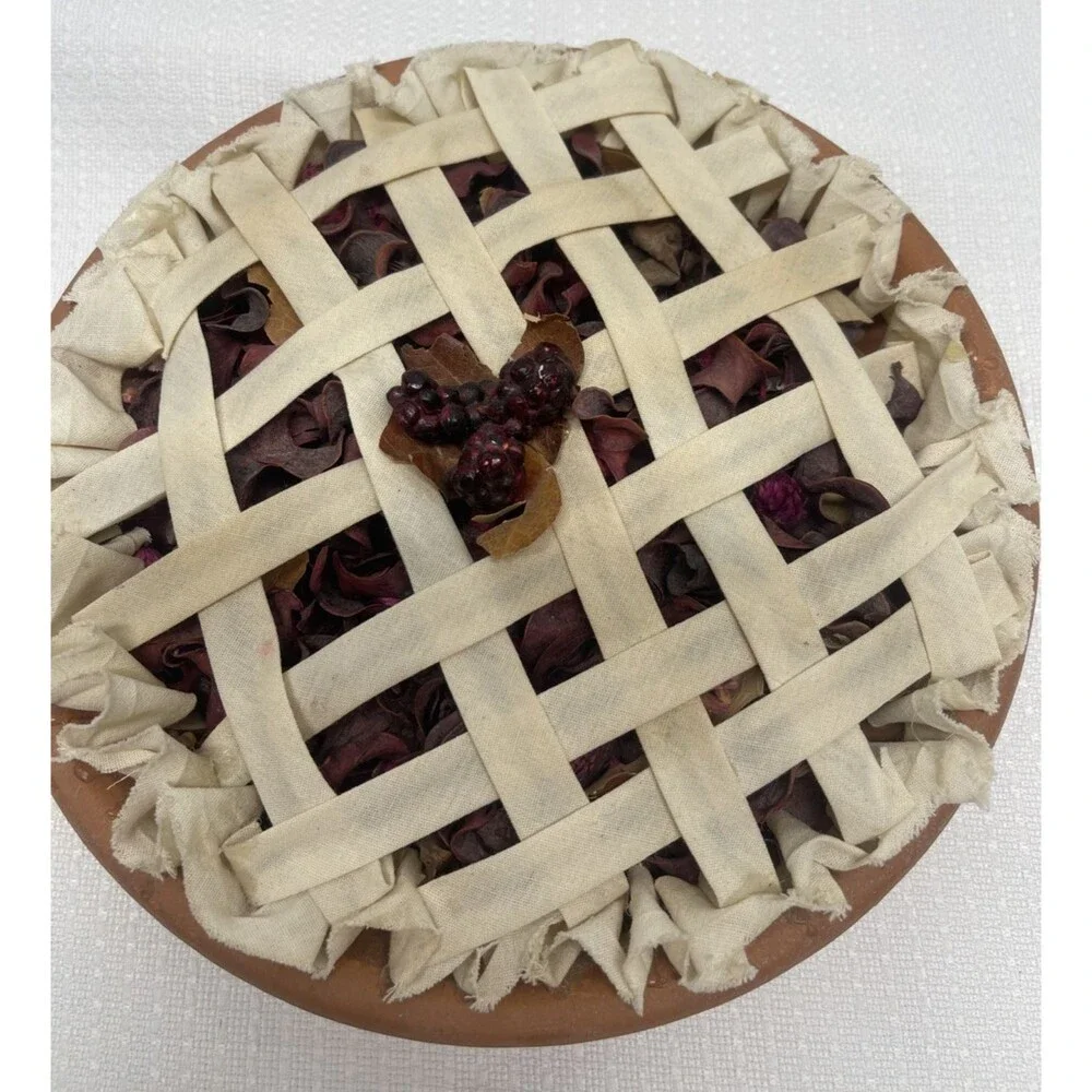 Vintage Handcrafted Lattice Fabric Pie Crust - Potpourri Rose Petal Raspberries
